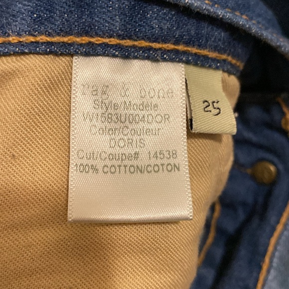 Rag & Bone ripped jeans! - Picture 8 of 8